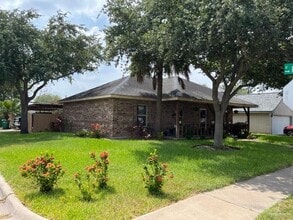 3301 Whiskey Dr in Pharr, TX - Building Photo - Building Photo