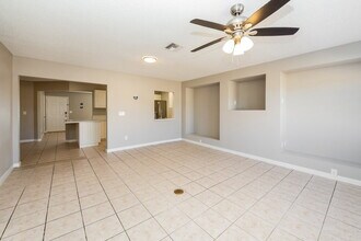 3763 Briarcliff Rd in Las Vegas, NV - Building Photo - Building Photo