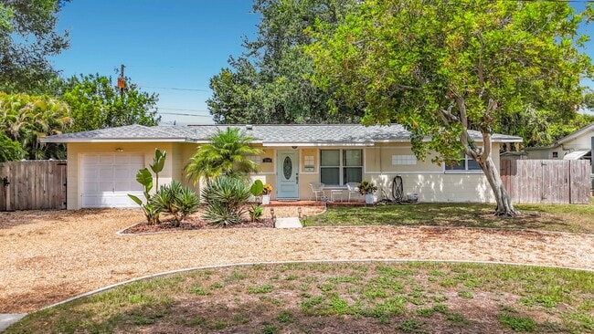 property at 7290 17th St N