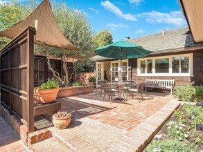 341 Fern Glen in San Diego, CA - Building Photo - Building Photo