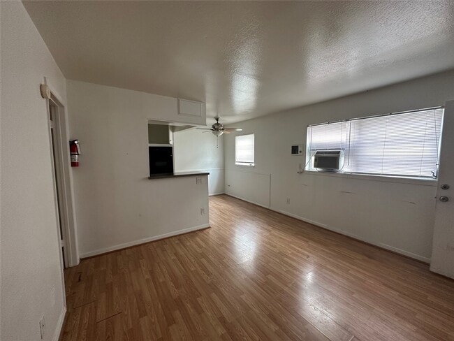 property at 1906 Binz St