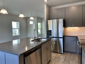 16011 Babcock Rd in San Antonio, TX - Building Photo - Building Photo