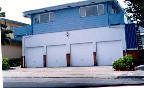 994 Karol Way in San Leandro, CA - Foto de edificio - Building Photo