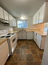 5012 S 58th St in Tacoma, WA - Building Photo - Building Photo