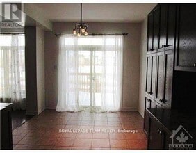224 Flodden Way in Ottawa, ON - Building Photo - Building Photo