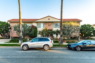 1021 5th St in Santa Monica, CA - Building Photo - Building Photo