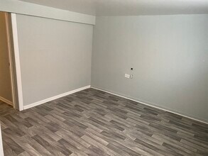 3622 W 79th Pl, Unit GARDEN UNIT  - BASEMENT in Chicago, IL - Building Photo - Building Photo