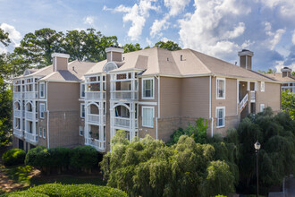 Charleston Court in Sandy Springs, GA - Building Photo - Building Photo