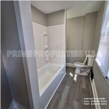 1916 Constitution Blvd, Unit Front in New Kensington, PA - Building Photo - Building Photo