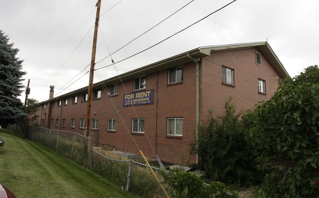 Fleur De Lis Apartments in Lakewood, CO - Building Photo - Building Photo