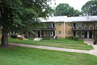 Terrace View Gardens in North Plainfield, NJ - Foto de edificio - Building Photo