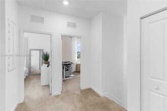 12022 NW 46th St in Coral Springs, FL - Building Photo - Building Photo