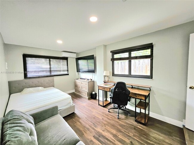 property at 1728 NE 17th Terrace
