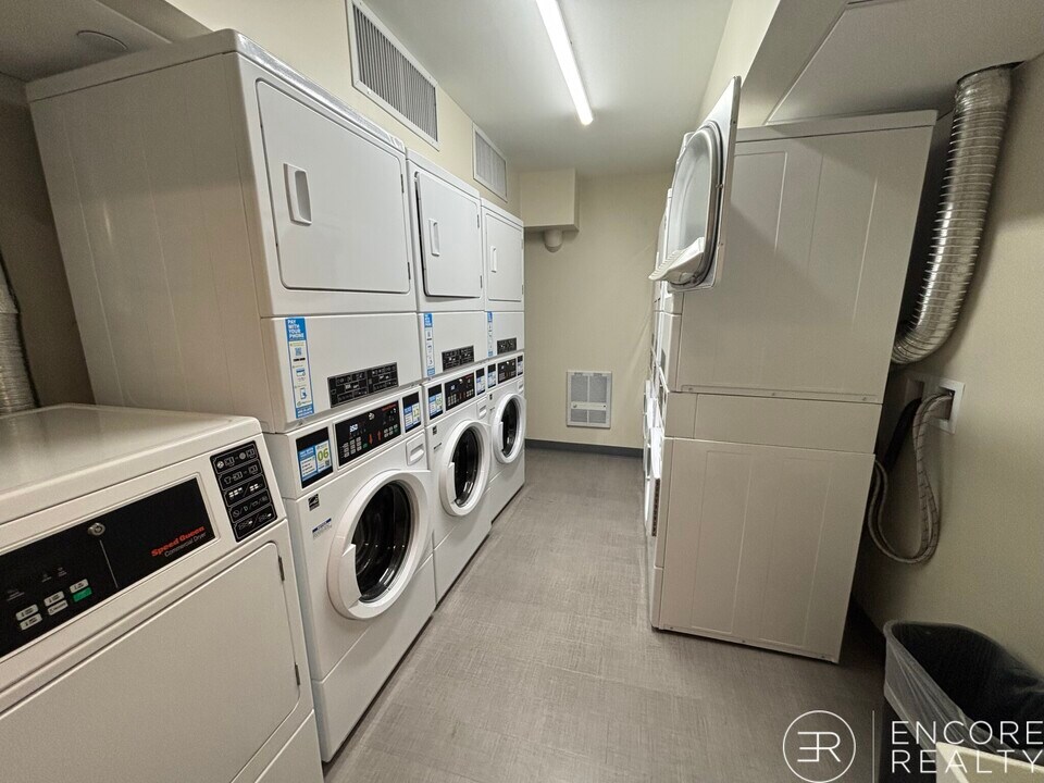 1200 Massachusetts Ave in Cambridge, MA - Building Photo