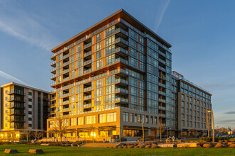 The Springs at The Waterfront in Vancouver, WA - Building Photo - Primary Photo