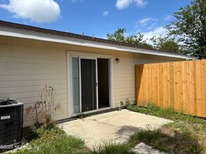 1845 Old Moultrie Rd in St. Augustine, FL - Building Photo - Building Photo