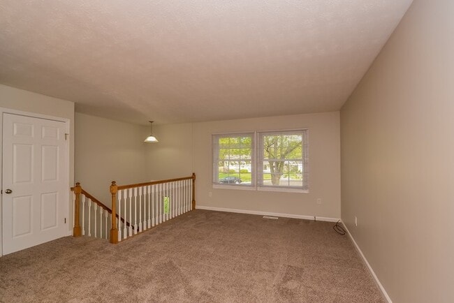 1031 Stratford Pl in Mason, OH - Building Photo - Building Photo