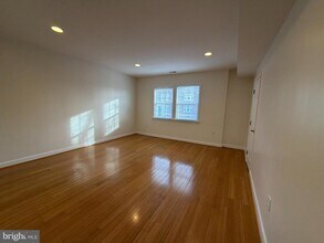 937 Randolph St NW, Unit 4 in Washington, DC - Building Photo - Building Photo