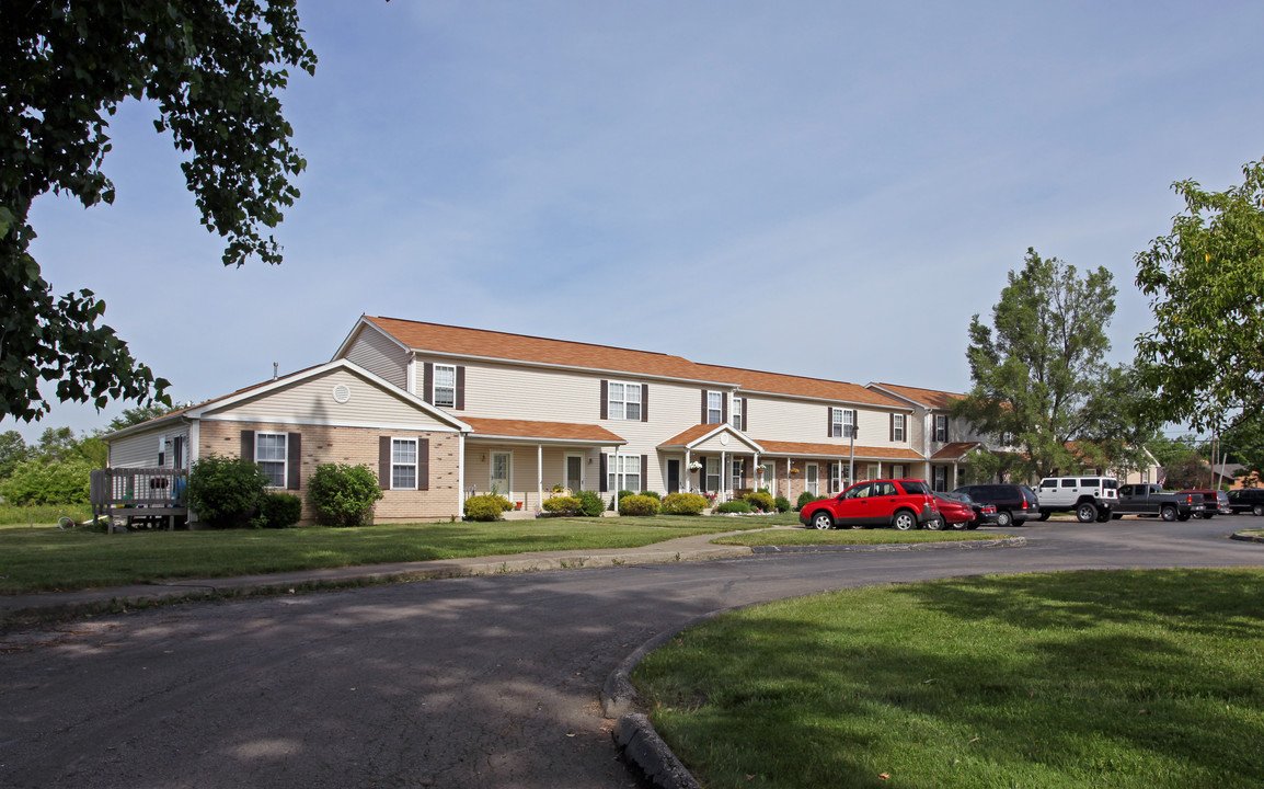 Woodhurst Apartments in Northwood, OH - Foto de edificio