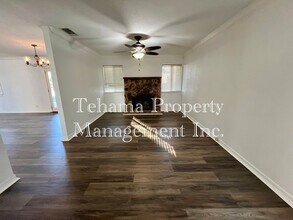 2020 Stonybrook Dr in Red Bluff, CA - Building Photo - Building Photo