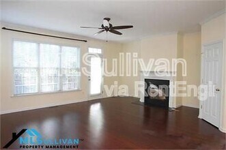 22 Scottish Ln in Durham, NC - Building Photo - Building Photo