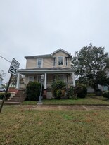 102 S 19th St in Murphysboro, IL - Building Photo