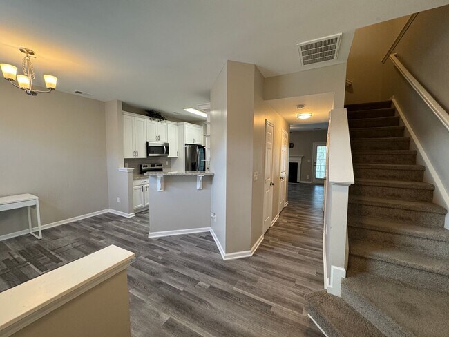 4001 Waterside Ln in Cramerton, NC - Building Photo - Building Photo