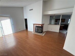 6661 W Telegraph Rd in Las Vegas, NV - Building Photo - Building Photo