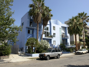 June Street Apartments in Los Angeles, CA - Building Photo - Building Photo