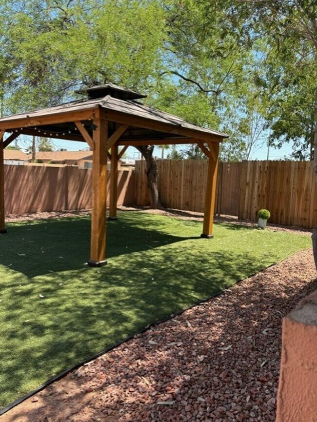 1519 W OSBORN Rd in Phoenix, AZ - Building Photo - Building Photo