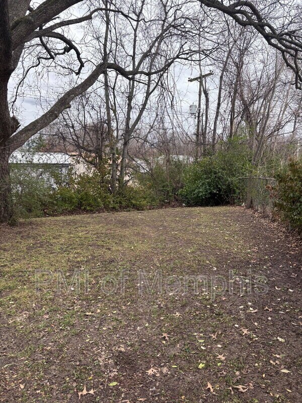 345 Washburn Dr in Memphis, TN - Building Photo - Building Photo