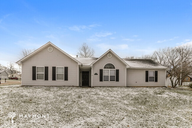 property at 690 W Arielle Ct