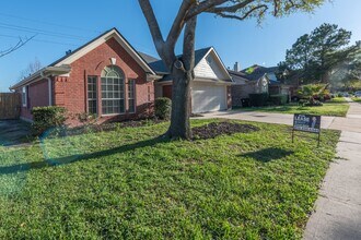 5519 Imperial Grove Dr in Houston, TX - Building Photo - Building Photo