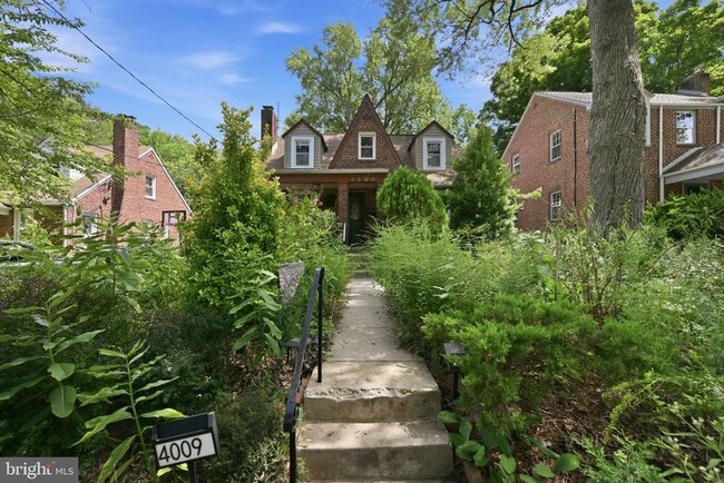 property at 4009 Tennyson Rd