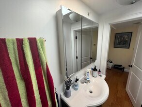 206 Summer St, Unit 2 in Somerville, MA - Building Photo - Building Photo