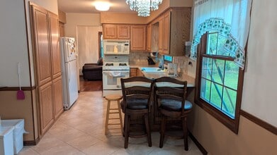 18355 Le Mons Dr in Menomonee Falls, WI - Building Photo - Building Photo