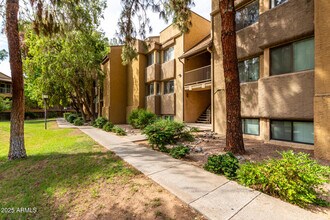 18811 N 19th Ave in Phoenix, AZ - Building Photo - Building Photo