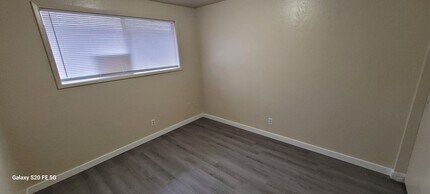 607 W 11th St in Medford, OR - Building Photo - Building Photo