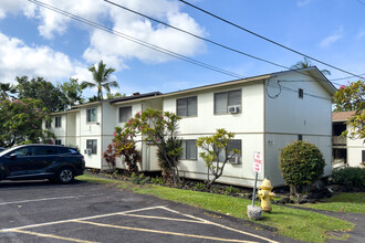 Palani Condo in Kailua Kona, HI - Building Photo - Building Photo