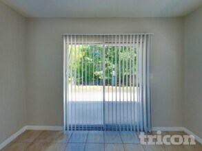 2305 Cutler Ct in Kissimmee, FL - Building Photo - Building Photo