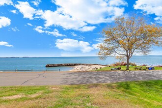 187 Linden Ave in Branford, CT - Building Photo - Building Photo