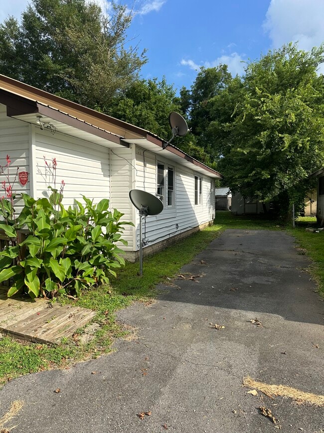3106 W Meighan Blvd in Gadsden, AL - Building Photo - Building Photo