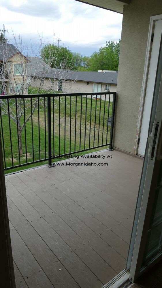 10096 W Garverdale Ln-Unit -201 in Boise, ID - Foto de edificio - Building Photo