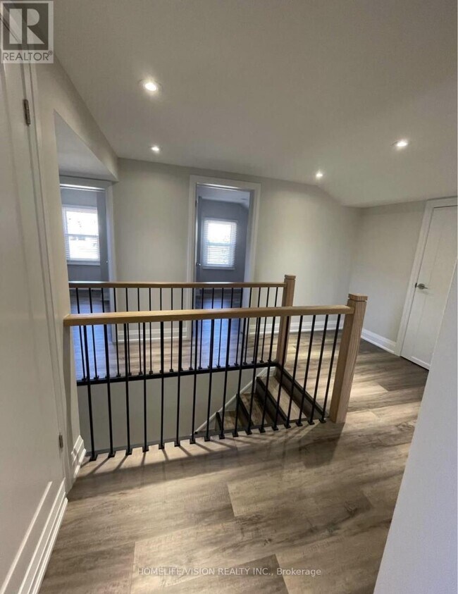 property at 6273 Yonge St