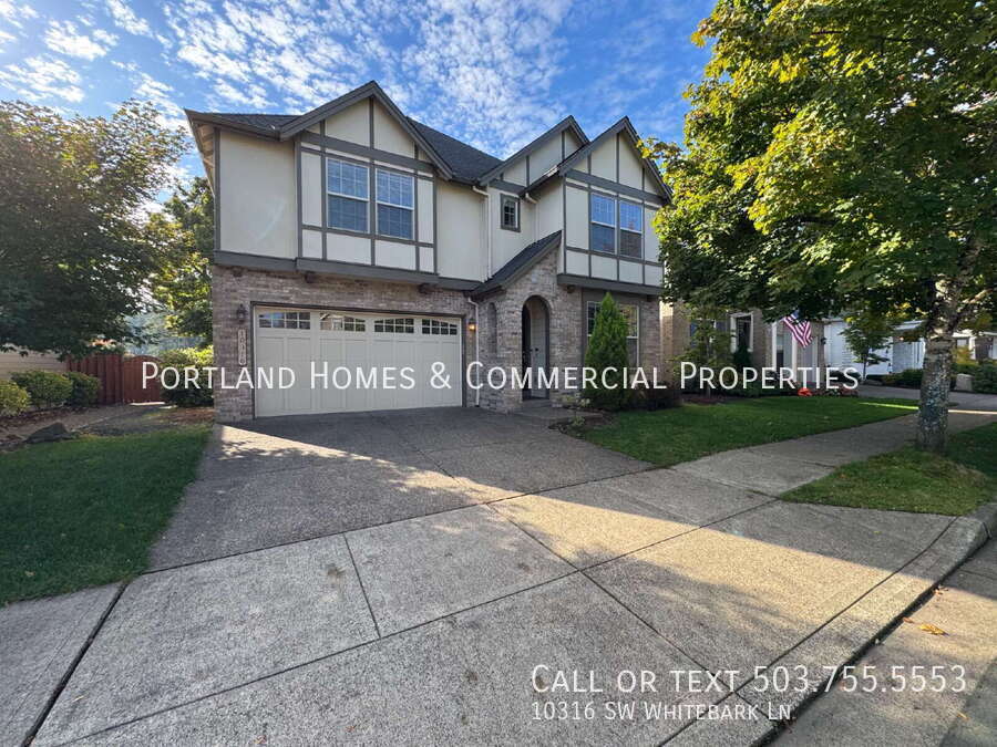 10316 SW Whitebark Ln in Tualatin, OR - Building Photo