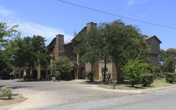 Mesh II in Austin, TX - Building Photo - Building Photo