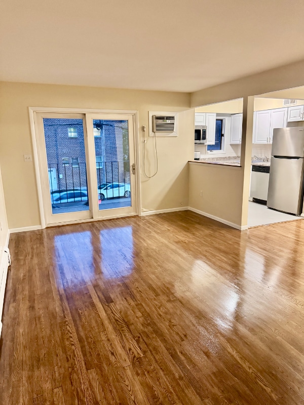 349 Gorge Rd in Cliffside Park, NJ - Building Photo - Building Photo