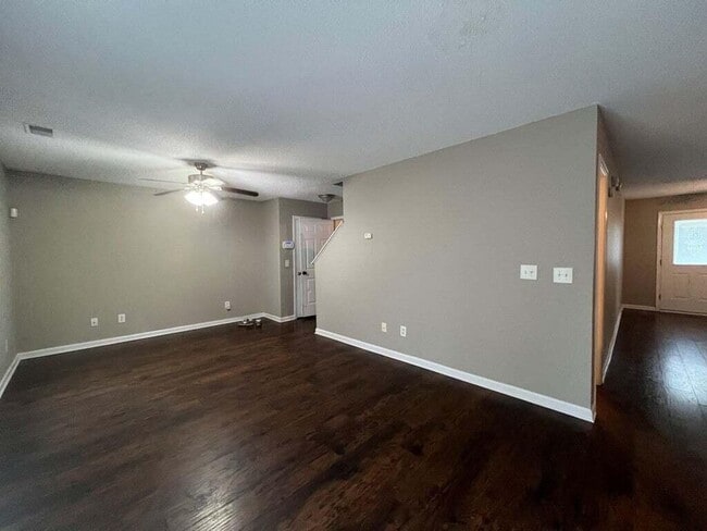 1666 Mossberg Dr in Sumter, SC - Building Photo - Building Photo