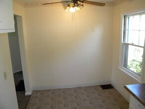 2484 E 38th St in Lorain, OH - Building Photo - Building Photo