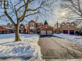 14 Sallis Dr in Ajax, ON - Building Photo